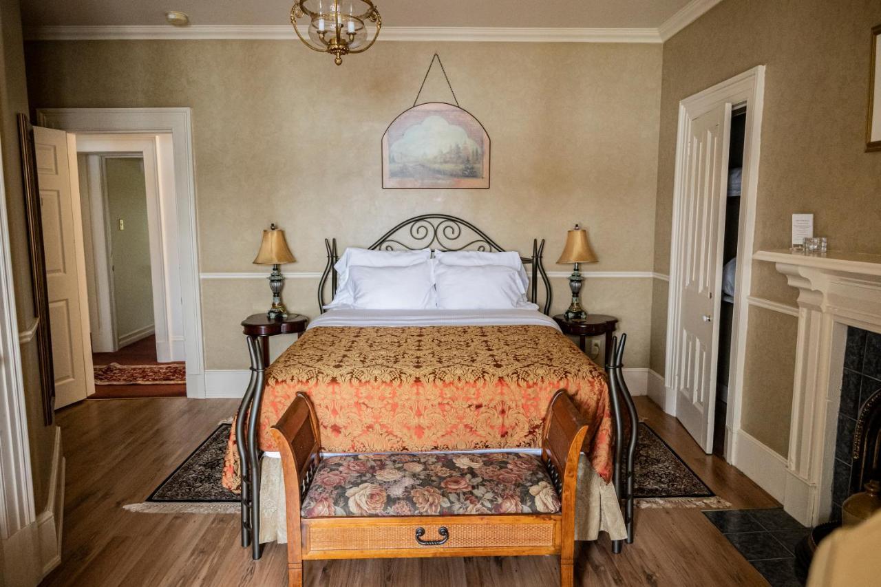 Belle View Manor Inn Harbour Grace Dış mekan fotoğraf